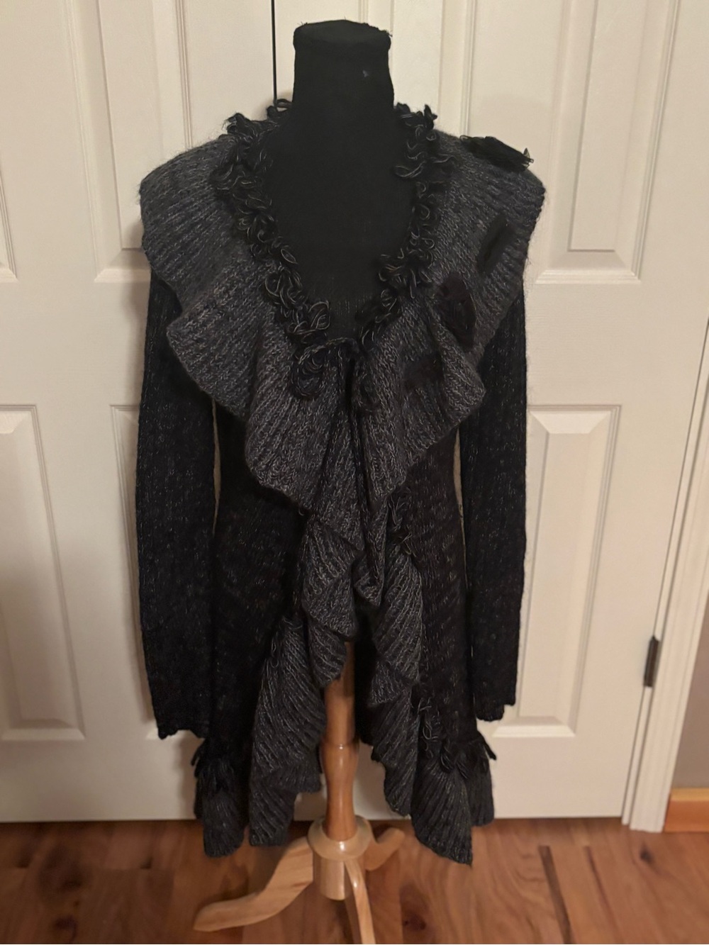 FORLA PARIS VINTAGE MOHAIR/WOOL BLEND RUFFLED CARDIGAN SWEATER COAT SIZE M
